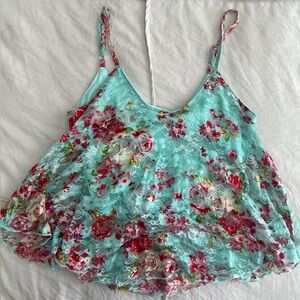 Light blue floral crop top tank